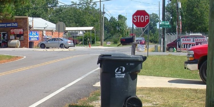 Jefferson County changing garbage contract in effort to improve