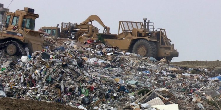 Trash city: Inside America s largest landfill site - CNN.com