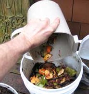 food scrap empty pail